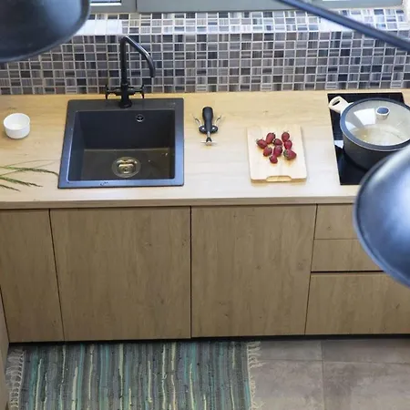 Dell Mar Stone House * Evgiros