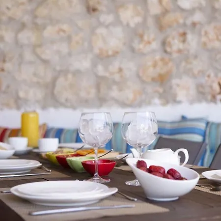 Dell Mar Stone House